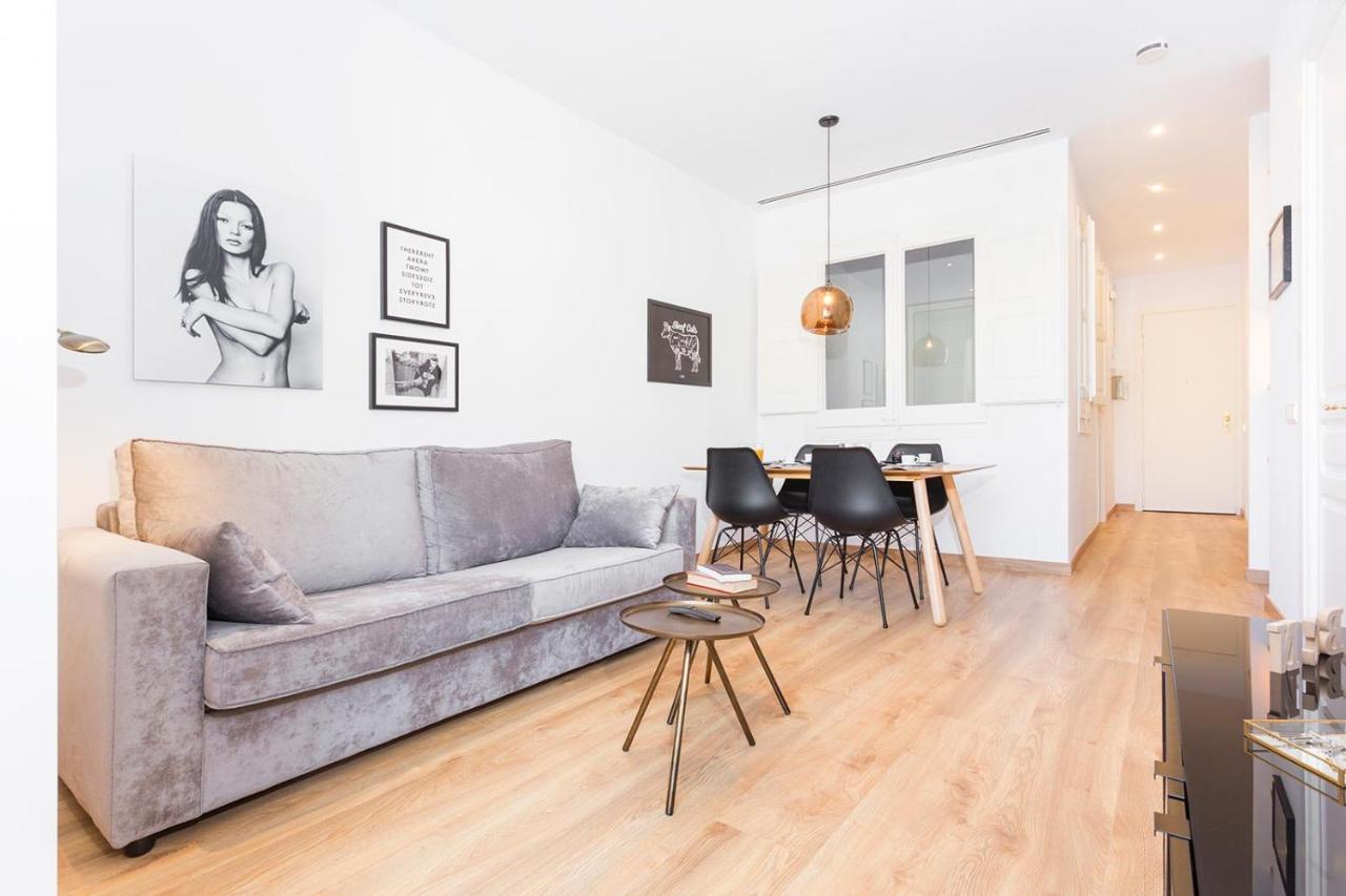 Cozy Apartment Close To Passeig De Gracia Barcelona Eksteriør billede