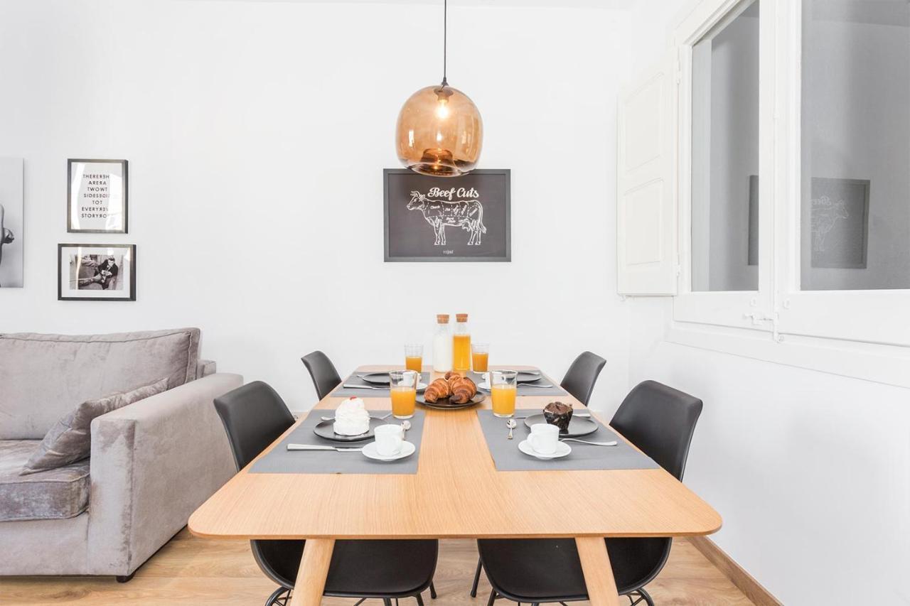 Cozy Apartment Close To Passeig De Gracia Barcelona Eksteriør billede