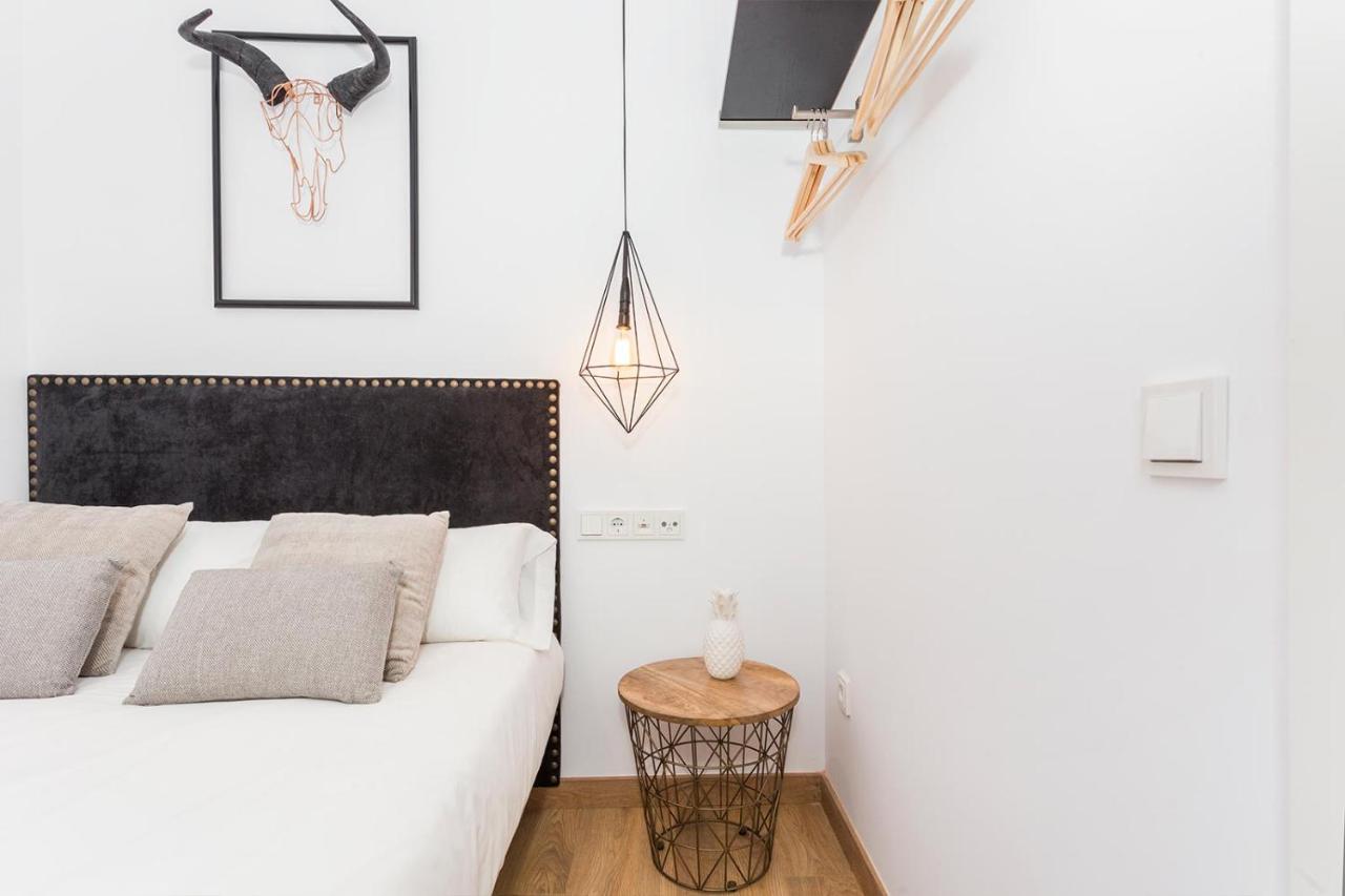 Cozy Apartment Close To Passeig De Gracia Barcelona Eksteriør billede